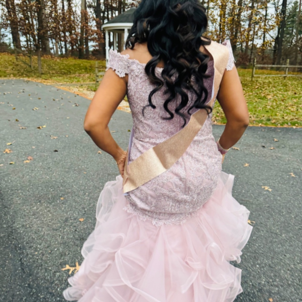 Doesn’t Fit Anymore. - image 3